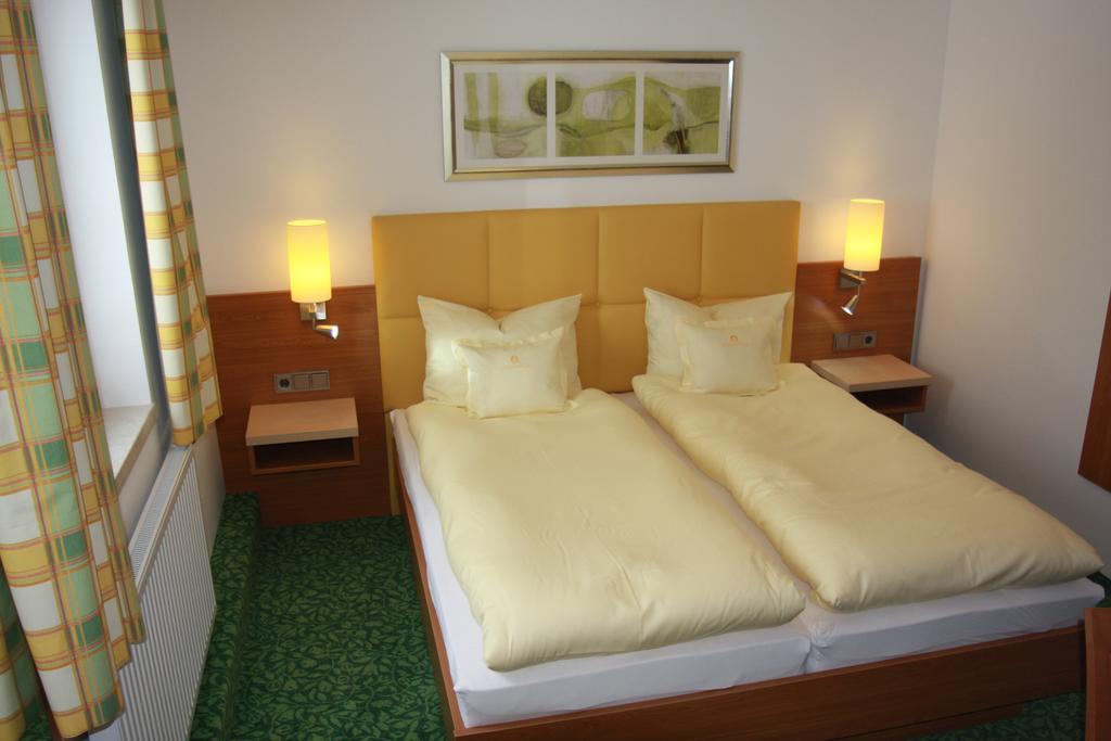 Hotel Sonnenhof Timelkam Extérieur photo